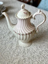 Myott Staffordshire Olde Chelsea PETITE Swirl Coffee Pot Teapot Pink Rosebud 10”