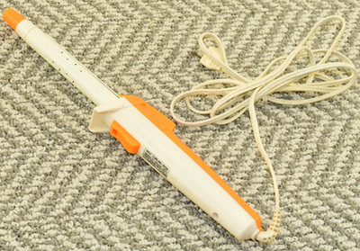 Vintage SANYE Mist Curling Iron E-2035P - Orange / White - JAPAN
