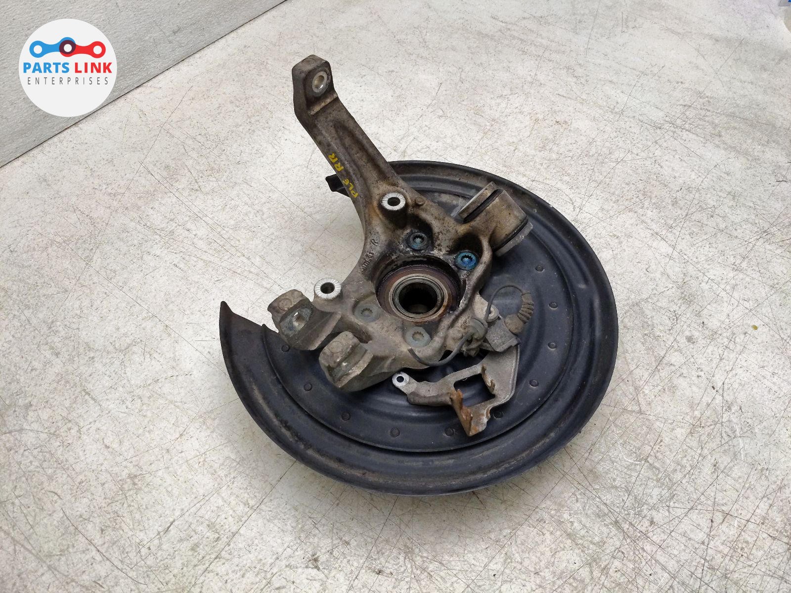 2006-12 BENTLEY CONTINENTAL FLYING SPUR REAR RIGHT SPINDLE KNUCKLE WHEEL HUB 3W2