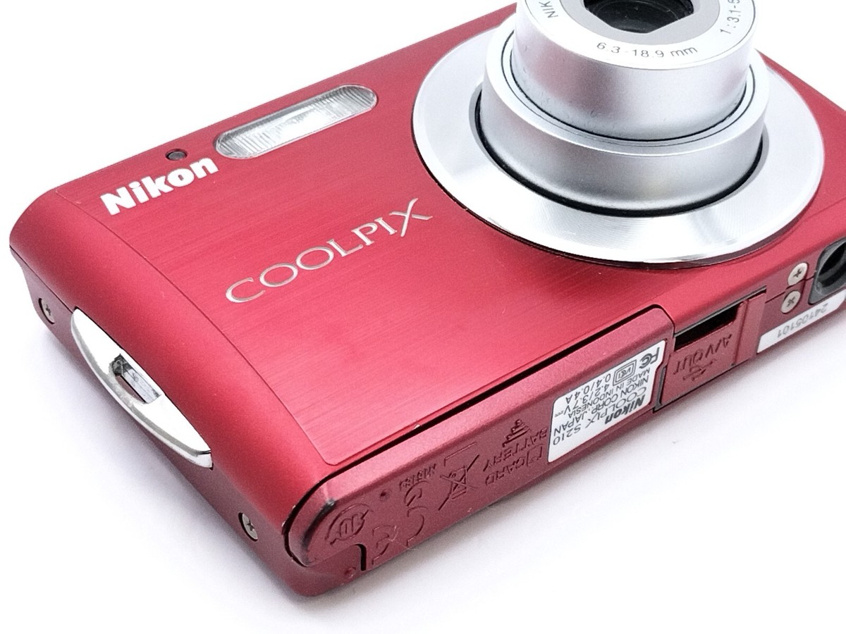 Nikon COOLPIX S210 レッド　電池.充電器無し Nikon COOLPIX S210 レッド 電池.充電器無し デジタルカメラ