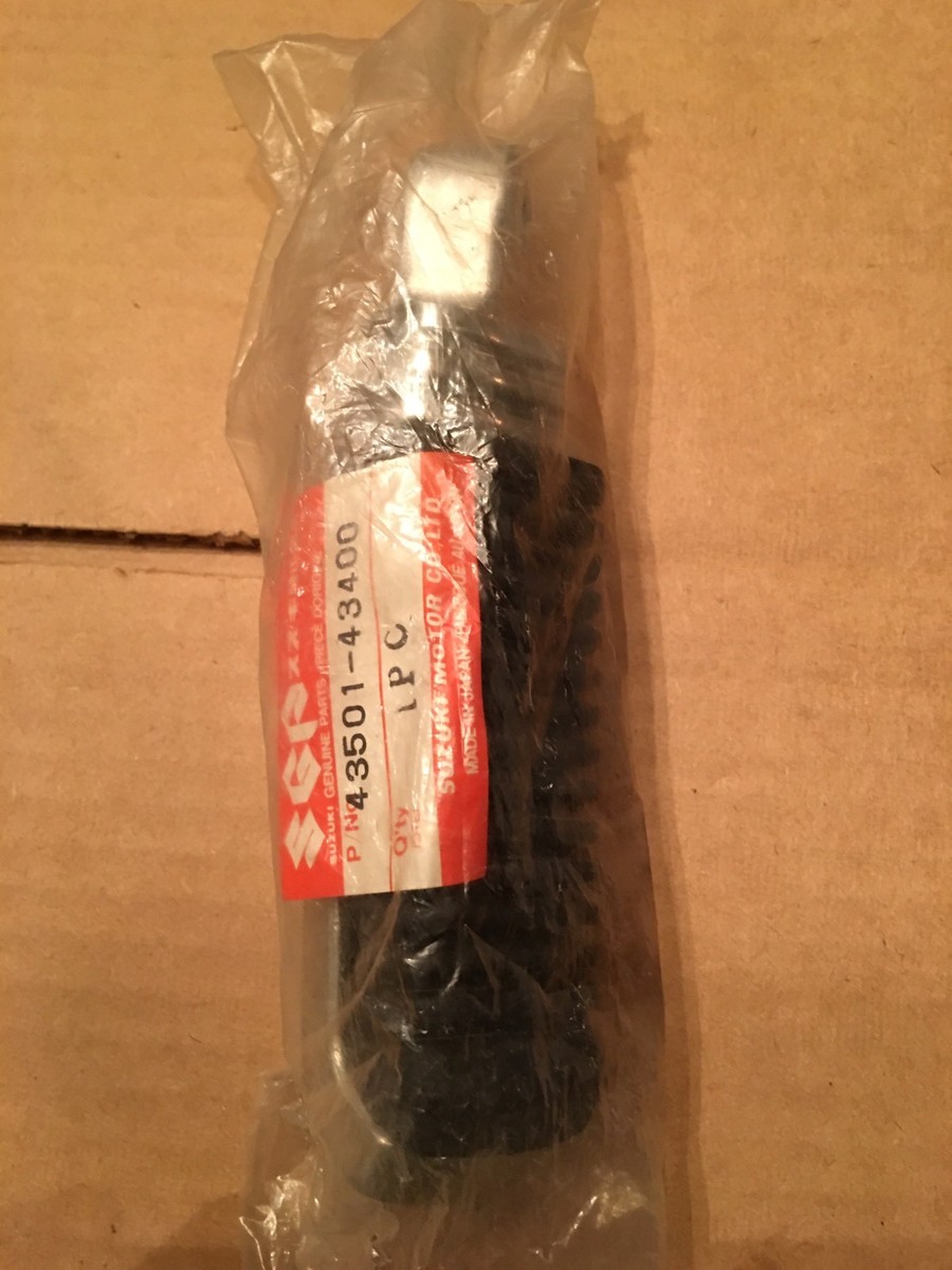 Suzuki NOS GS GSX 550 Footrest Step 43501 43400 | eBay