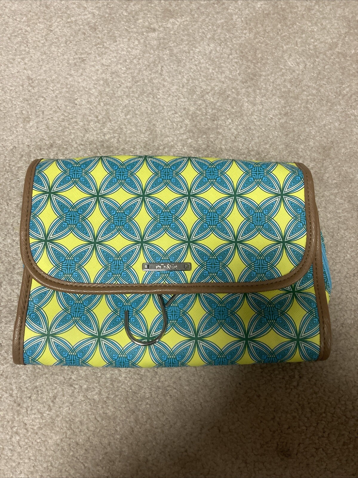 Picture 1 of 3