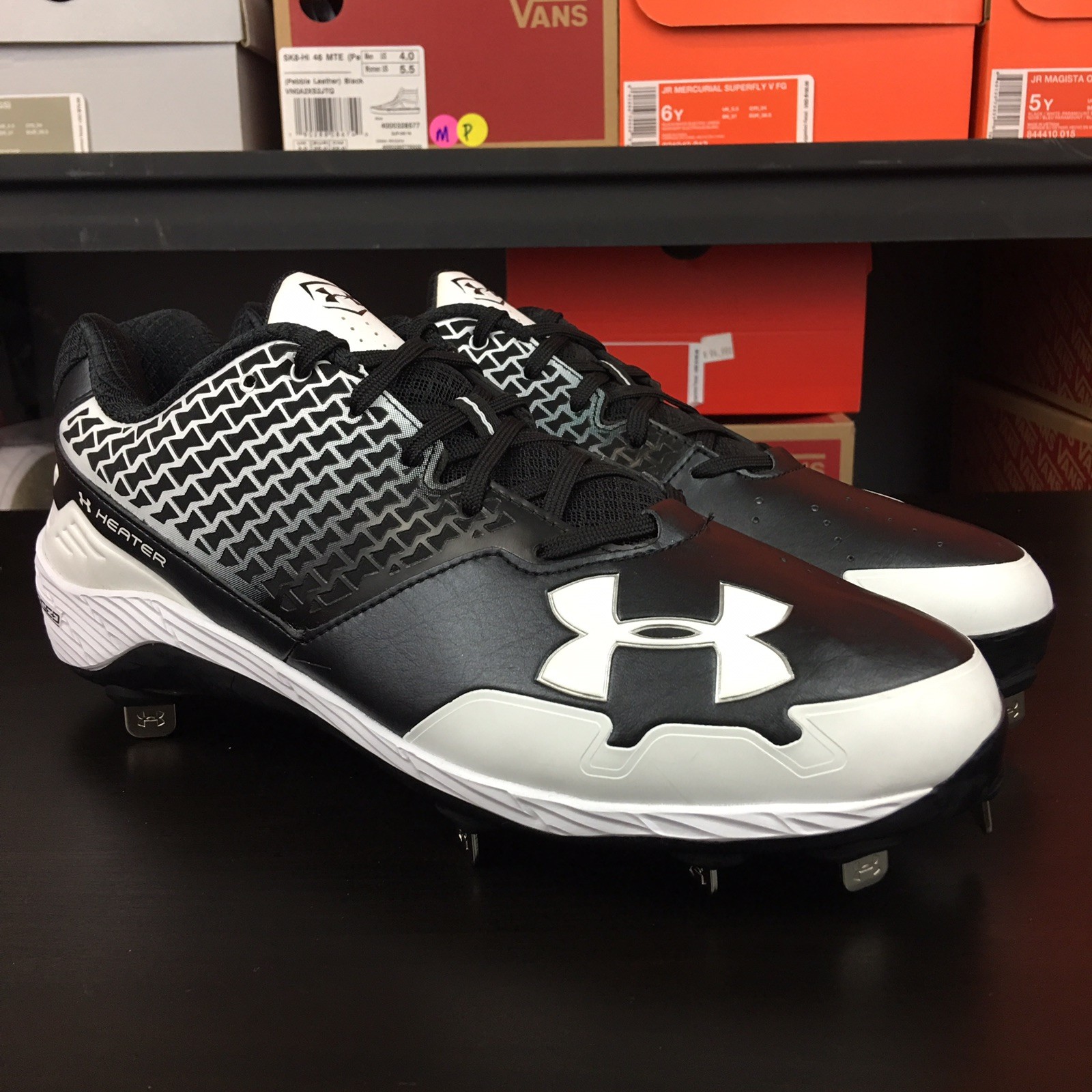 vans baseball cleats