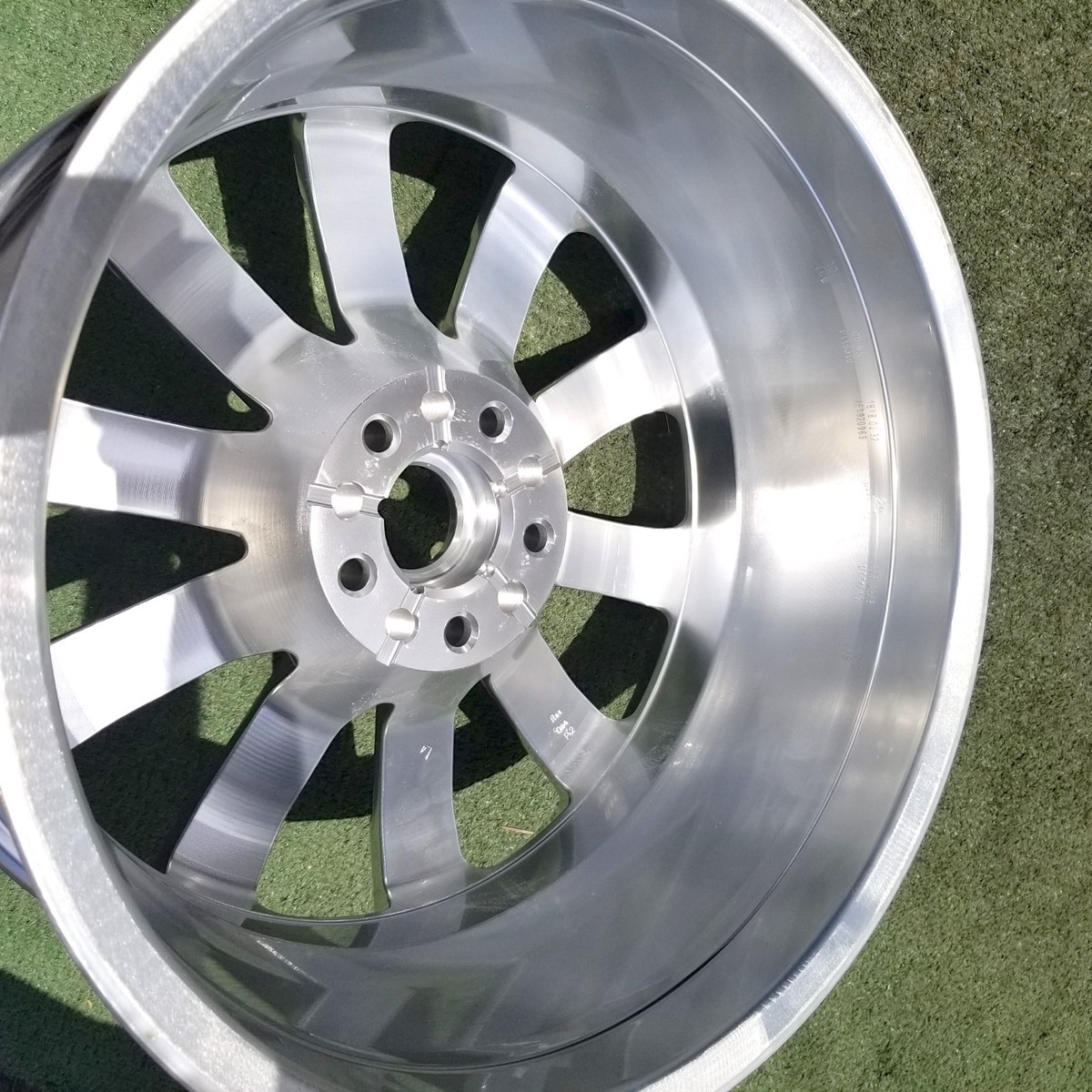 NEW Factory Cadillac ATS Coupe FRONT Wheel Polished Polish OEM 18