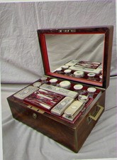 Coffret de toilette de voyage cristal & argent London D Edwards to Her Majesty