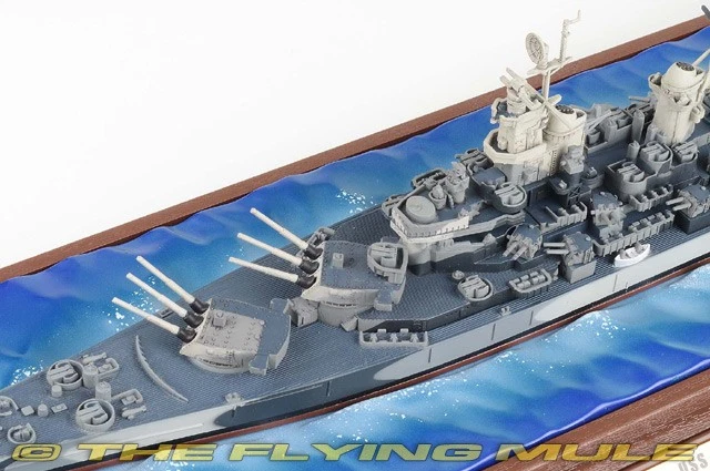 Forces of Valor 1:700 Iowa-class Battleship USN USS Missouri - Image 3 of 4
