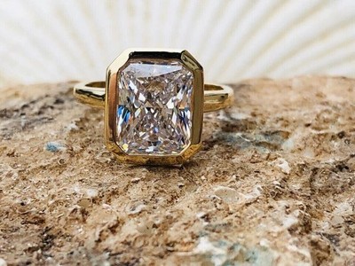 Emerald Simulated Diamond Women's Anniversary Band Ring 14k Yellow Gold Plated