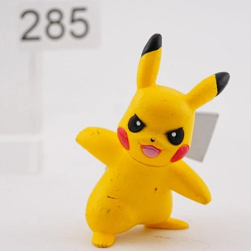 Pikachu Steel Tail Tomy figure   Pokemon