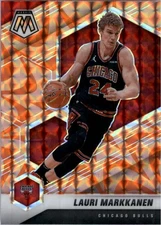 2020-21 Panini Mosaic Mosaic Reactive Orange #4 Lauri Markkanen - BSK