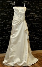 A&T AT 4524 Wedding Bridal Dress Satin Ivory label size 6 street size 4