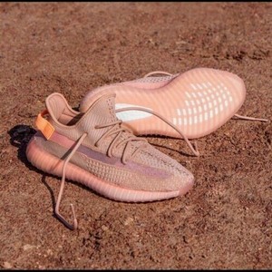 yeezy boost 350 v2 static clay