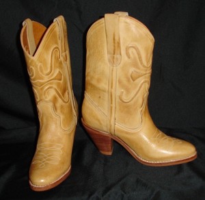 wood heel cowboy boots