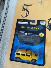 Maisto 2-car pack Humvee and 2003 Hummer H2 SUV 2 Pack Diecast NIP Yellow/gray