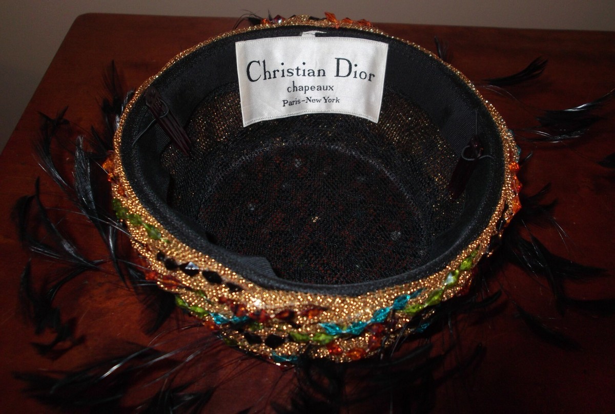 RARE VTG Christian Dior Chapeaux Feather Pillbox Hat Black White Paris New York CHRISTIAN DIOR Chapeaux Black & White Feather Hat Stunning  main image 2