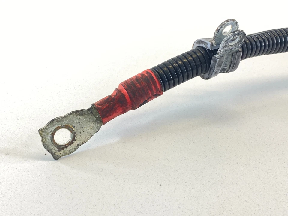 04-07 BMW 530i 525i Sedan 3.0L Positive Wire Battery Alternator Cable 7519401  Foto 4 de 4