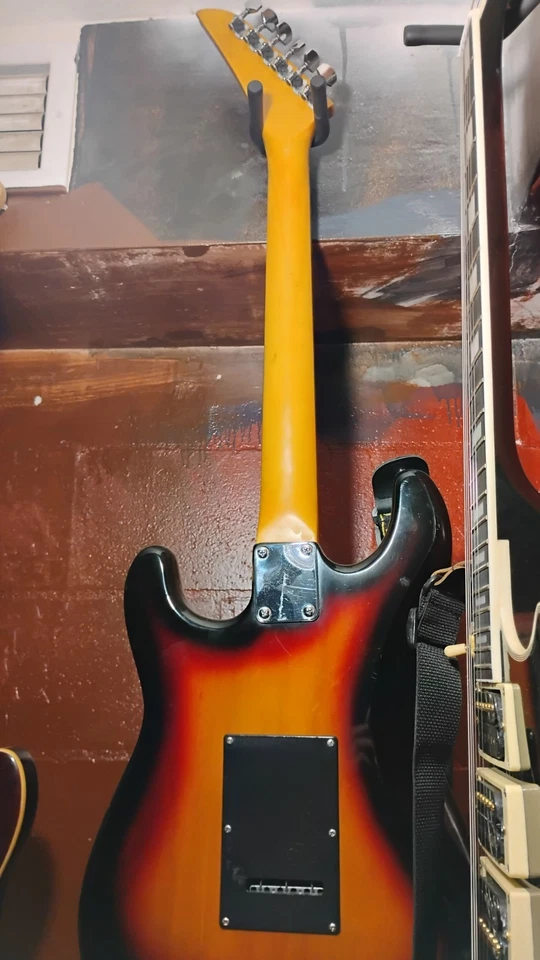 Guitarra eléctrica Kramer Strat vintage Foto 2 de 2