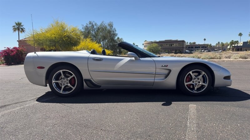 2001 Quicksilver Metallic Chevrolet Corvette   | C5 Corvette Photo 9