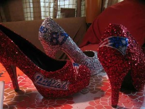 patriots high heel pumps
