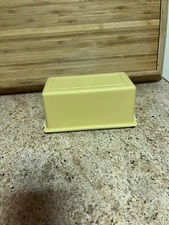 Vintage Tupperware Butter Dish Keeper 4-Sticks 1-lb 639-10 Harvest Gold 70s