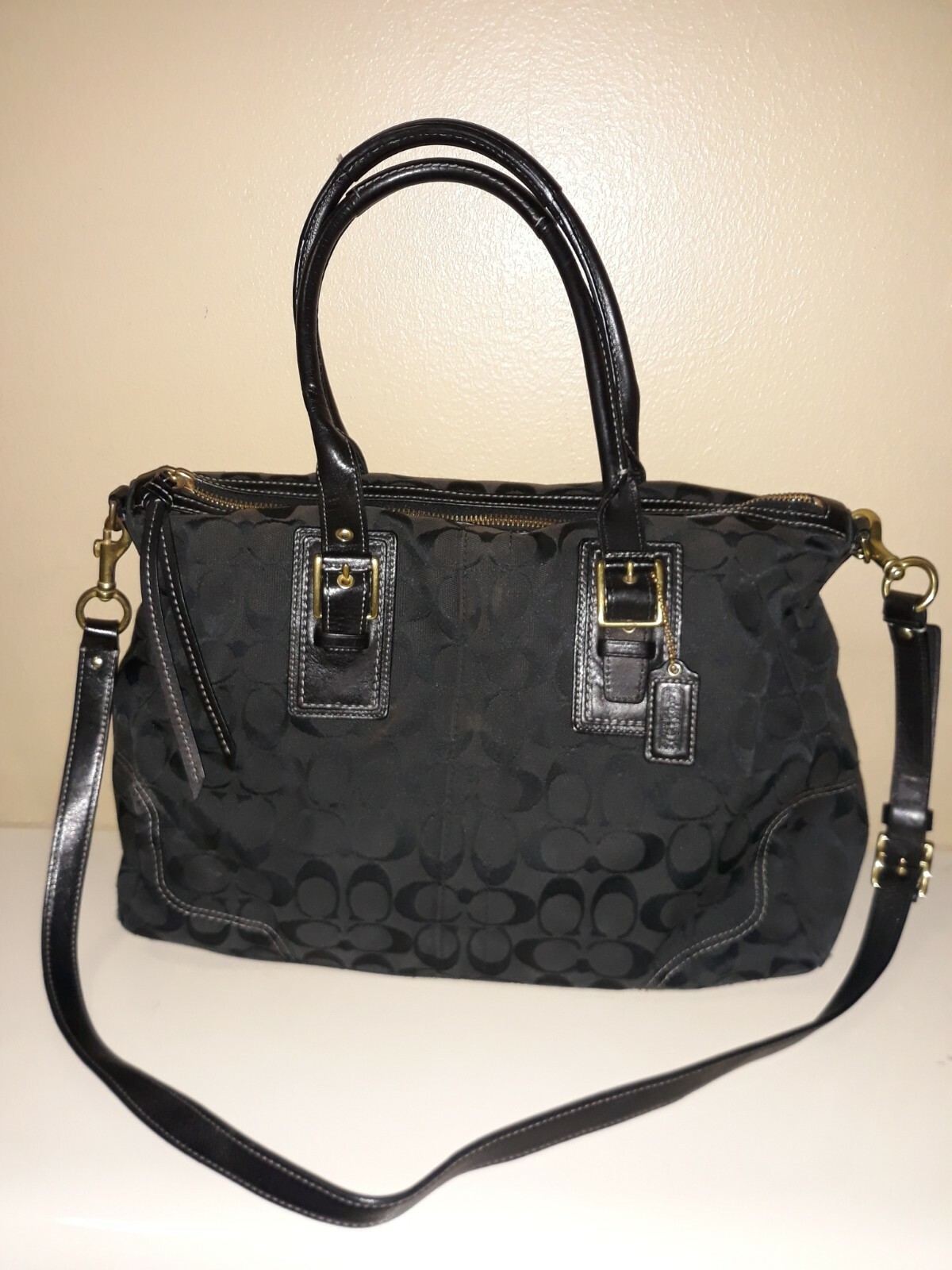 COACH SIGNATURE JACQUARD BLACK SHOULDER BAG F15671 Gem