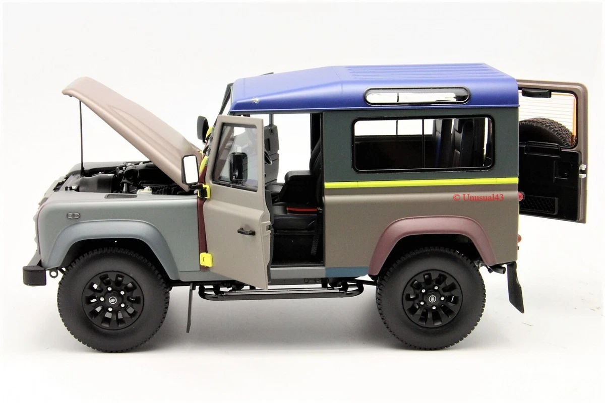 1/18 Almost Real Land Rover Defender 90 Paul Smith Edition 2015 / Autoart