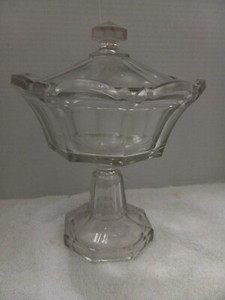 VINTAGE PRESSED GLASS FOOTED COMPOTE/PRESERVE STAND 