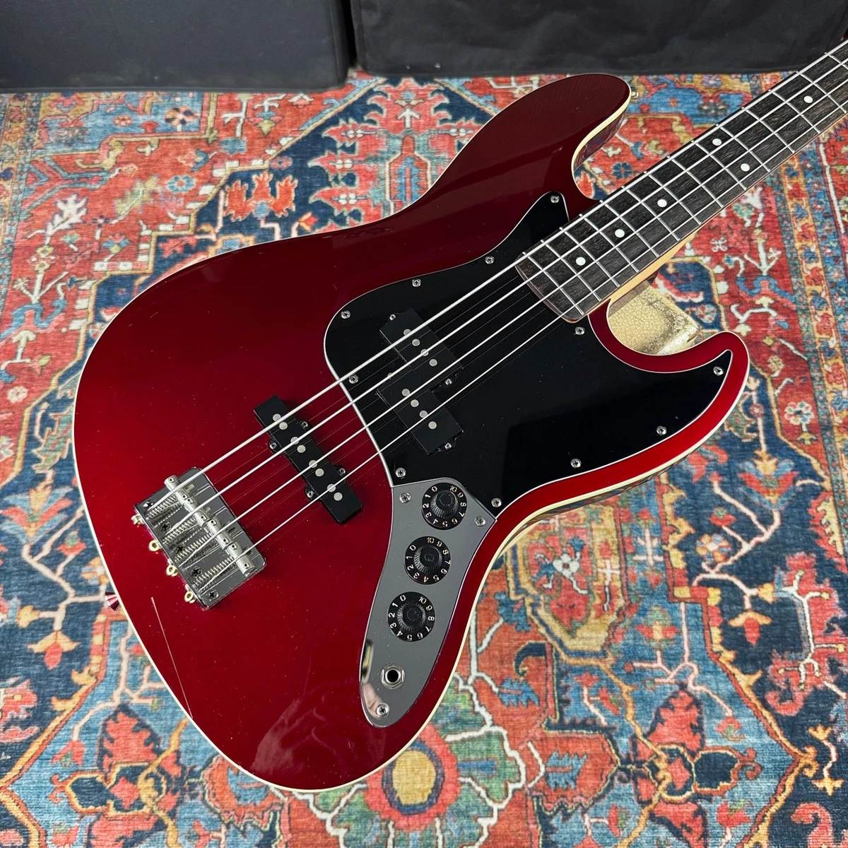 Fender Aerodyne Bass Guitar for sale | eBay