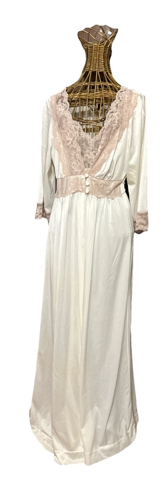 Vintage Gown Robe Set 50s 70s Pink Lace ivory Size S M Freshly Washed Peignoir - Image 2 of 4