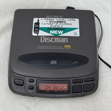 SONY D-202 COMPACT DISC COMPACT PLAYER Discman DYNAMIC BASS BOOST Black DC6V