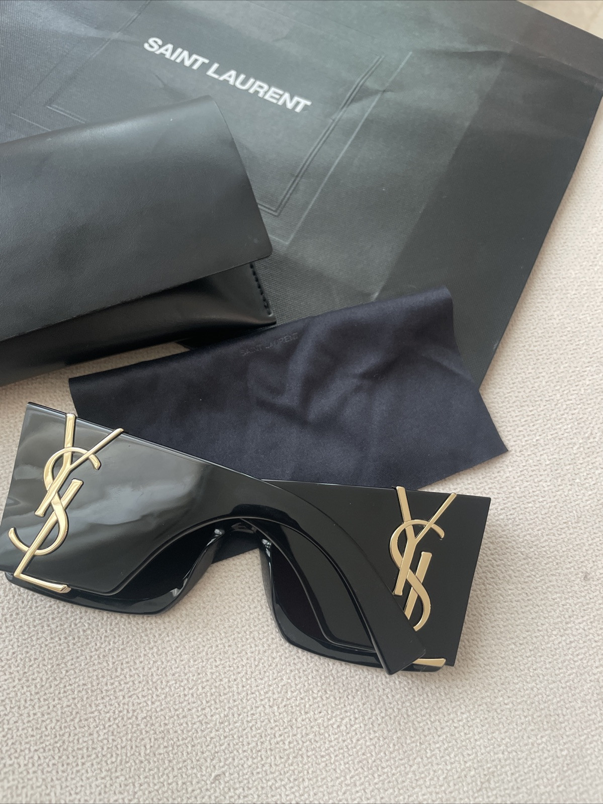 Occhiali da sole Saint Laurent SL M119 BLAZE 001 nero oro YSL LOGO occhio di gatto AUTENTICI