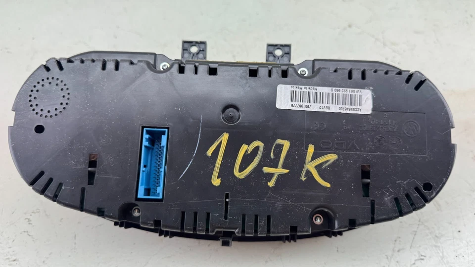 13-17 VOLKSWAGEN PASSAT INSTRUMENT CLUSTER SPEEDOMETER 561920960D OEM 107K - Image 4 of 4