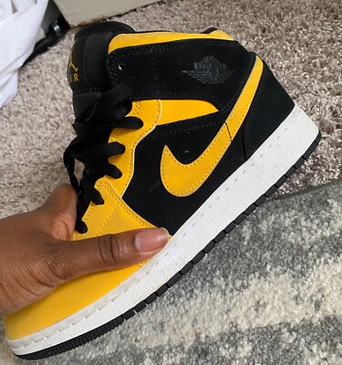 Air Jordan 1 Retro Mid 'Reverse New Love' 2018 | eBay