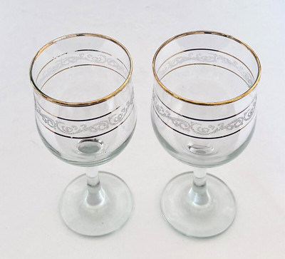 Circle Art of Glass Pasabahce Clear Gold Trim Etched from Turkey 2 Wine Glasses