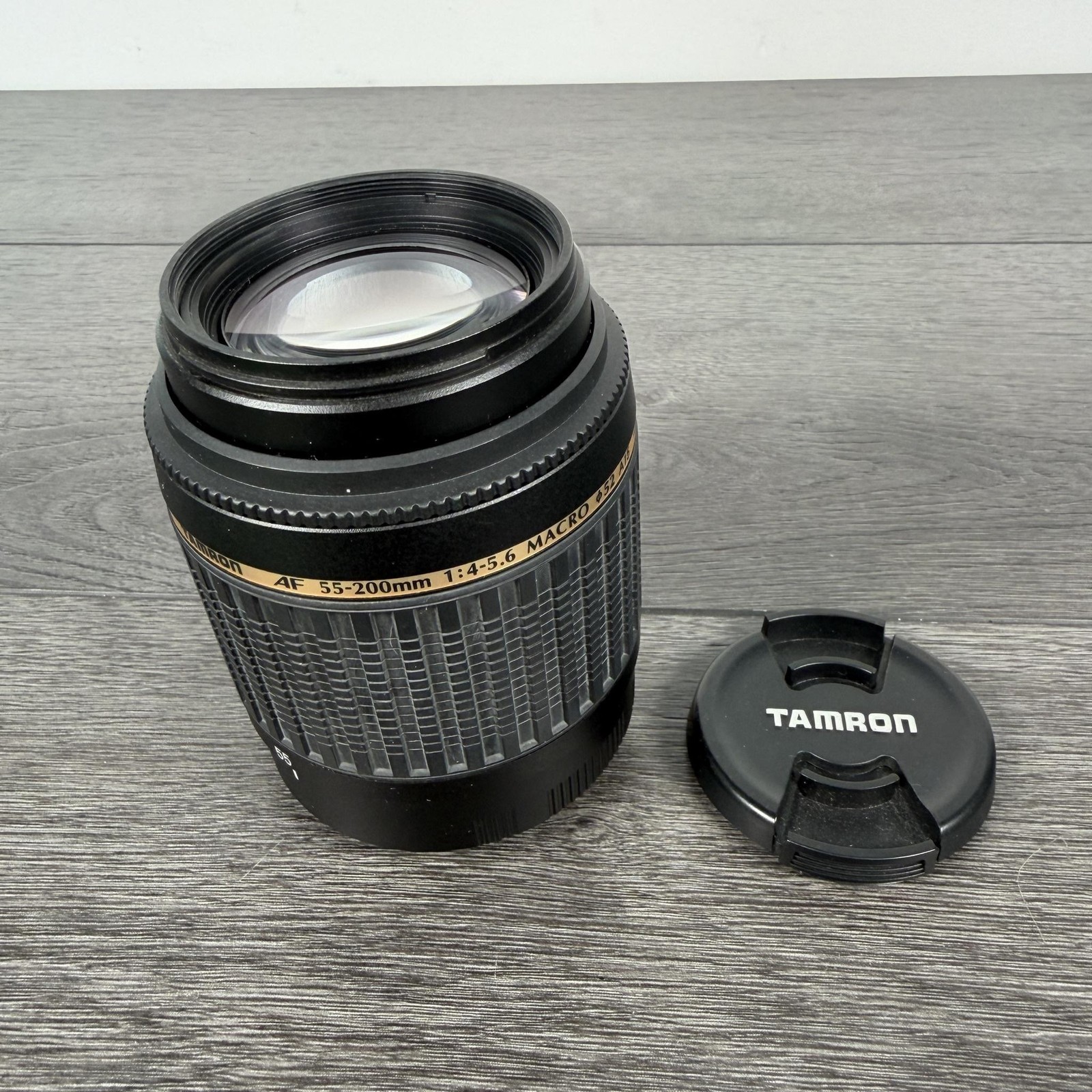 Tamron AF 55-200mm F/4-5.6 Di II LD Macro A15