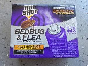 LOT OF 4 - Hot Shot Bed Bug & Flea Fogger Boxes 12 Foggers Total, Indoor Pest