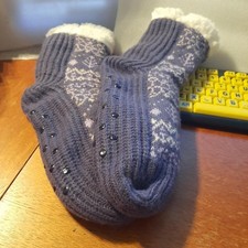 NEW Men Fuzzy Slipper Socks With Grippers Sherpa Lined House Shoe Light Purple