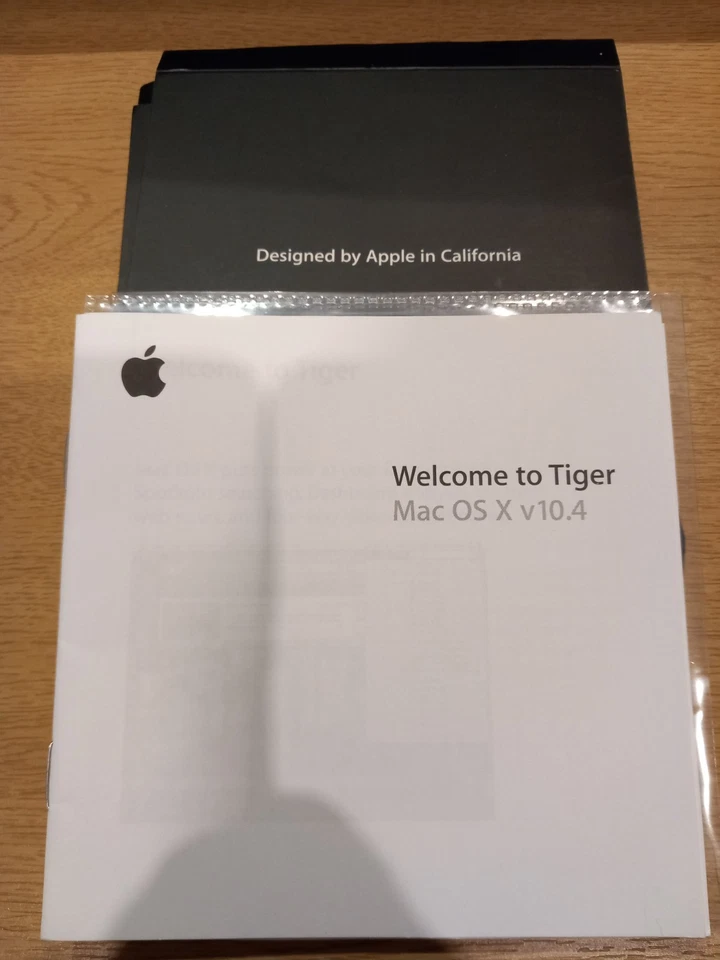 Apple Mac OSX Tiger v10.4.6 - Image 2 of 3