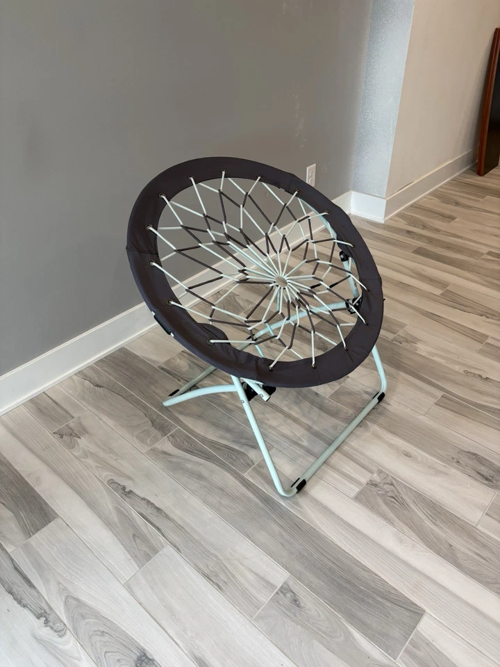 Silla elástica Spider Web - Ligera y se pliega plana Foto 2 de 4