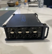 Zoom F8 Field Recorder Portable 8-Channels