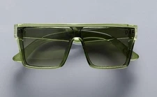 Simply Vera Wang Green Square Sunglasses 😎 - New