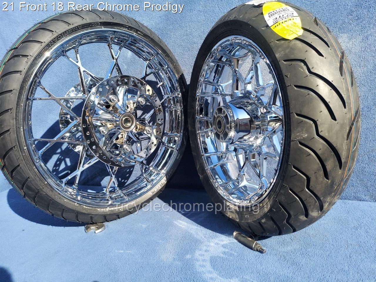 0923 Harley Chrome 18" Rear Prodigy Wheel Tire Street Glide Touring