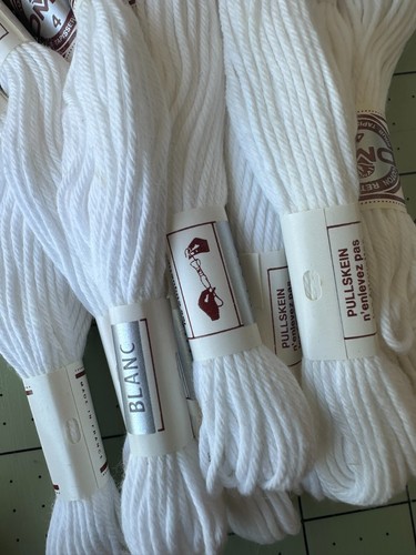 DMC # 4 Coton Retors Mat thread color Blanc (white) set of 10 skeins - Picture 4 of 4