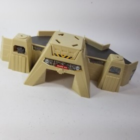 Vintag 1995 Lewis Galoob Micro Machines Light Tower Military Night Attack Bunker