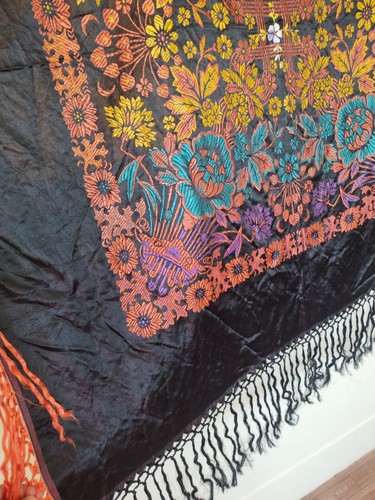 Vintage Taj mahal Shawl brocade woven WWII Scarf Silk piano Fringes item288 - Picture 5 of 11