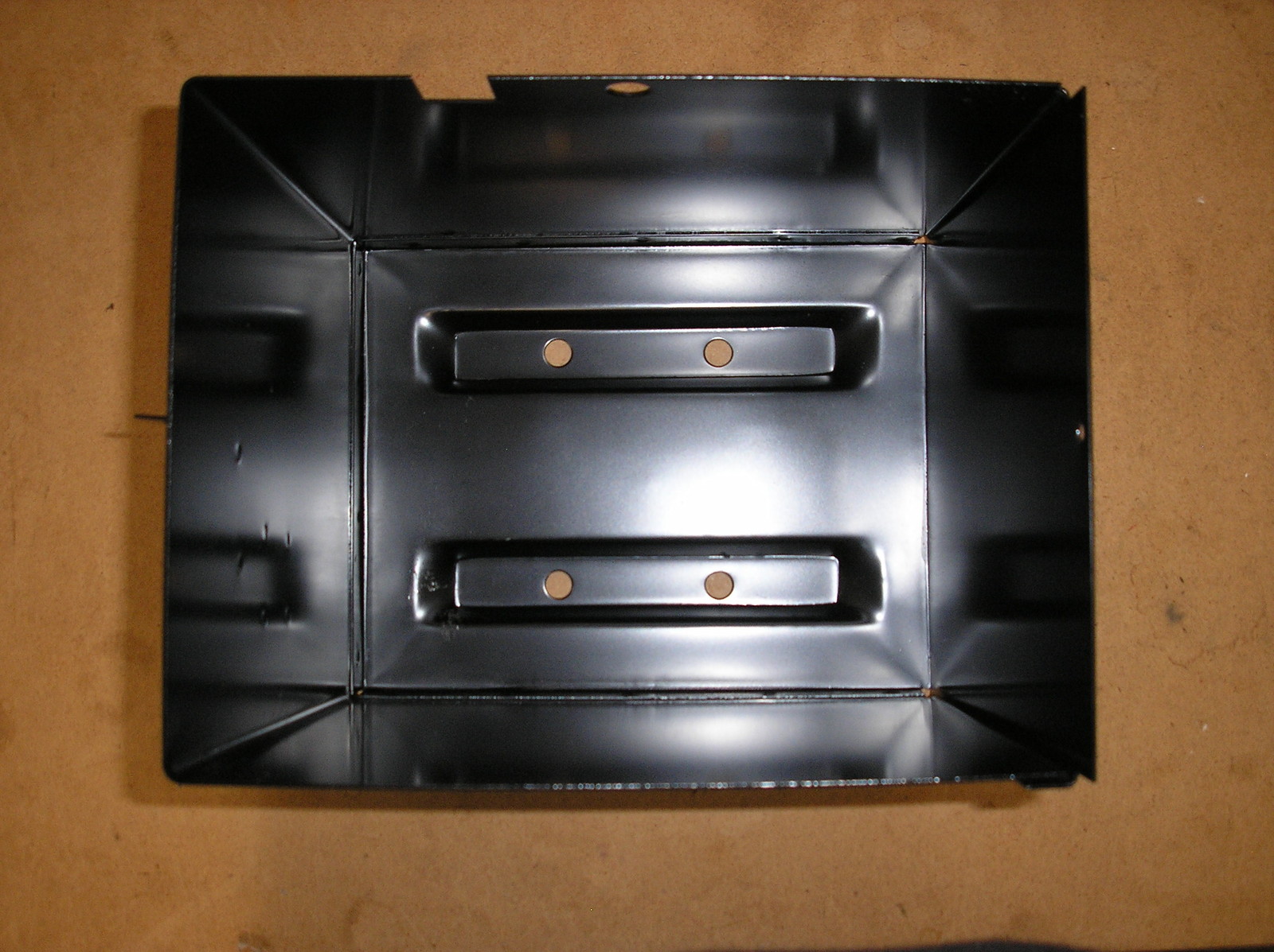 IH / FARMALL CUB BATTERY BOX WITH LID / COVER 20361 eBay