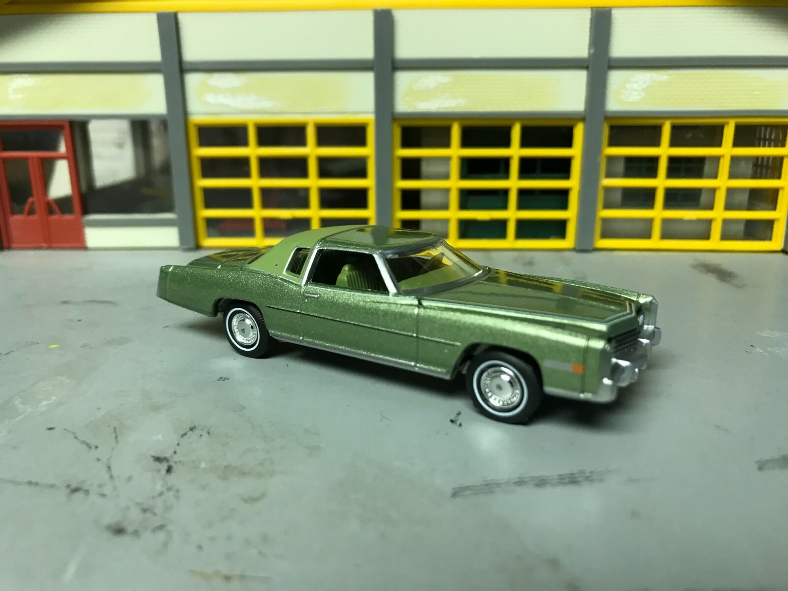 1/64 1975 CADILLAC ELDORADO/LIDO GREEN/GREEN 1/2VINYL TOP/GREEN INT/RUBBER WW