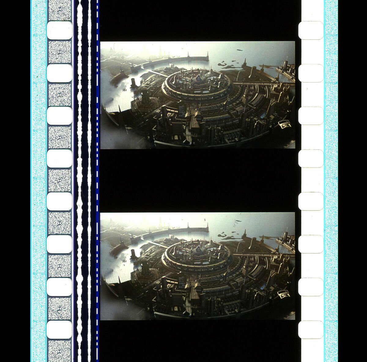 Star Trek: Nemesis - Romulus - 35mm 5 cell film strip 079