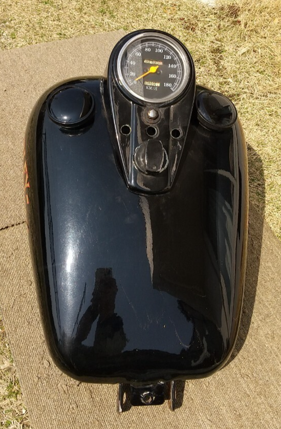 Harley Davidson Genuine Gas fuel tank Dyna FXR FXD FXDL FXDWG
