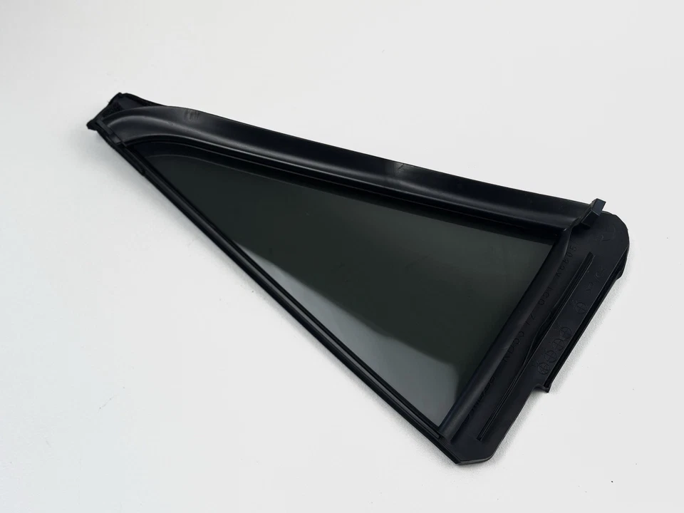 2013-2016 Mazda CX-5 Rear Right Passenger Door Vent Glass Window KD5372651 - Image 2 of 4