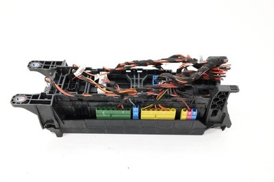 2016 - 2020 MERCEDES METRIS W447 CABIN FUSE RELAY JUNCTION BLOCK BOX OEM